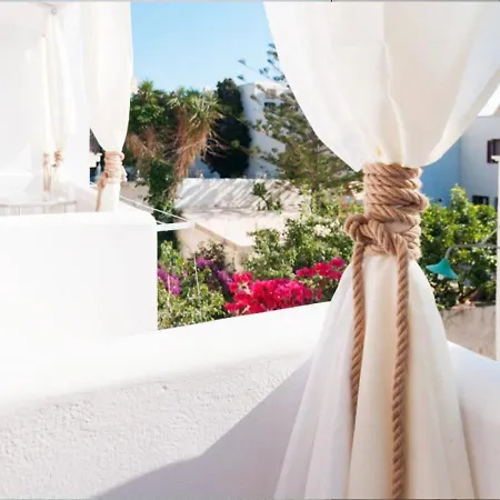 Sea & Naxos *